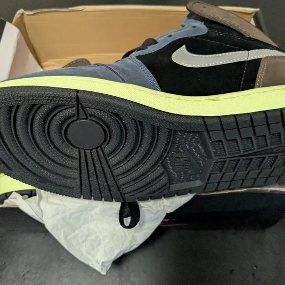 New Jordans - Picture 6 of 6